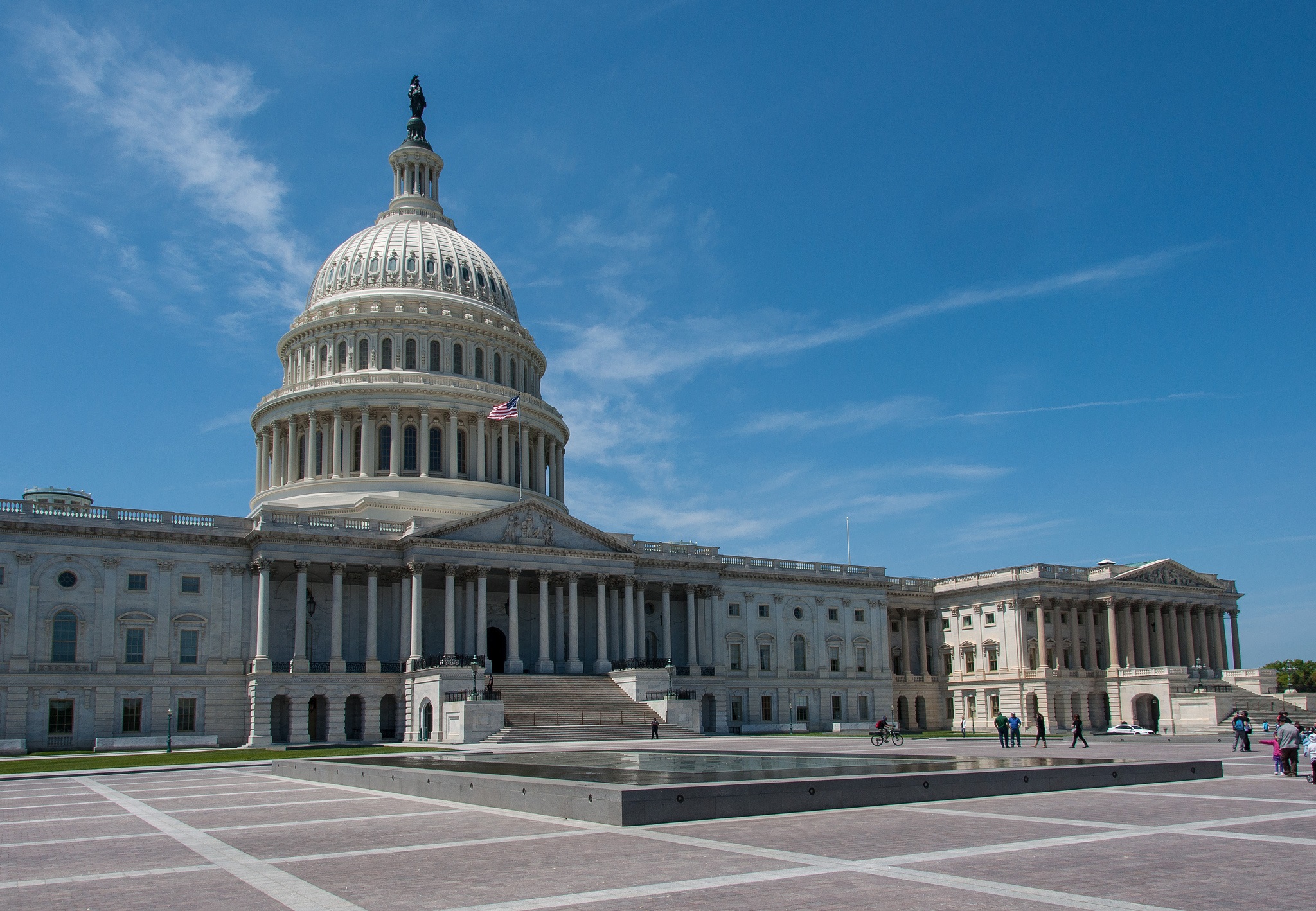 Washington Monthly: Congress Might Finally Start Paying Its Interns